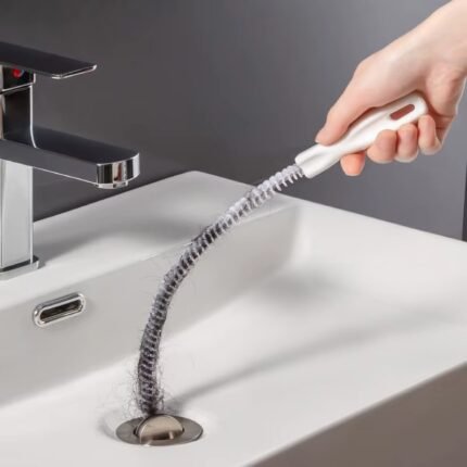 Brosse de débouchage longue pour nettoyer les canalisations
