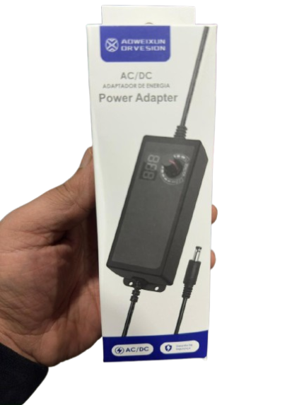 Chargeur PC PORTABLE Universel Multi Voltage